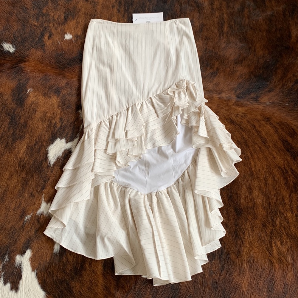 Spectacular ruffled multi length skirt